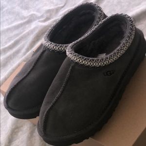 Ugg slippers